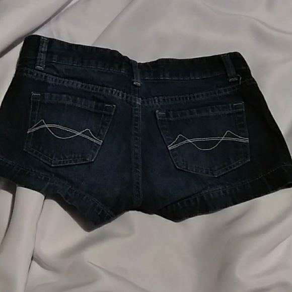 Short - Picture 2 of 2